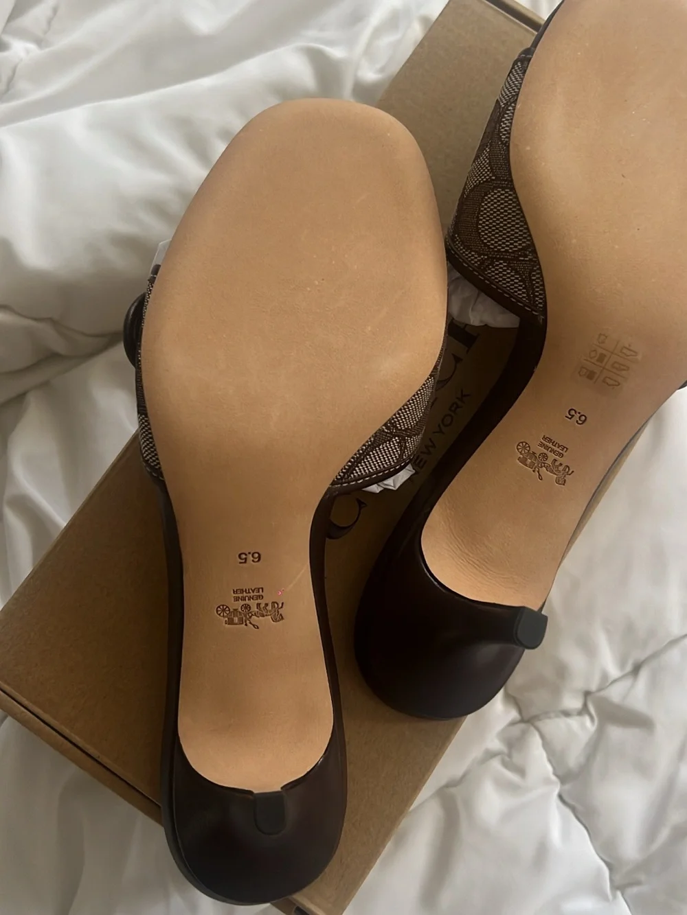 Viral COACH Women's Brown Signature Kitten Heel Sandals with Buckle
